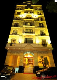 Tòa nhà Khách sạn 3 sao Đội Cấn, Ba Đình, Hà Nội